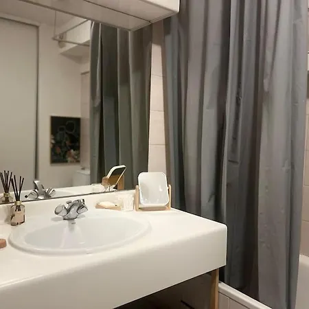 아파트 Cosy With Terrace *