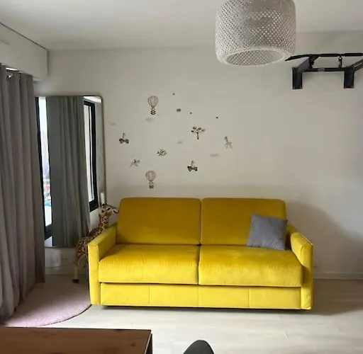 Cosy With Terrace Apartmán *